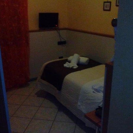 Hotel Cigno Reale Rolo Esterno foto