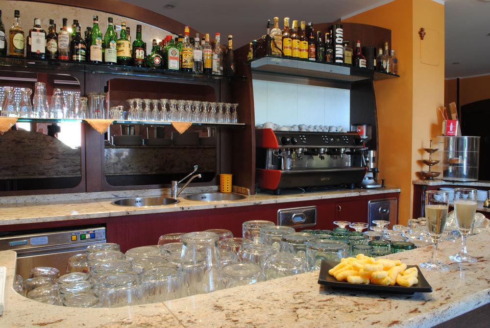 Hotel Cigno Reale Rolo Esterno foto